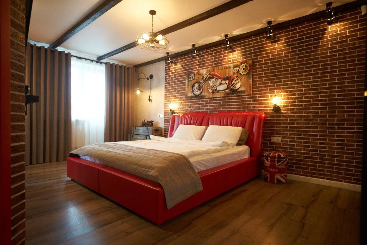 Garage Apartment Kremenchuk Luaran gambar